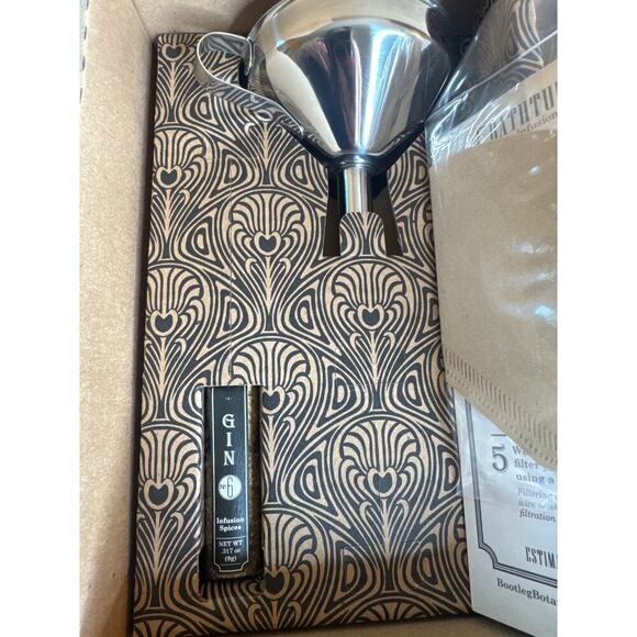 Hoochfusion Bootleg Botanicals Alcohol Infusion Kit — New in Box - Picture 3 of 7